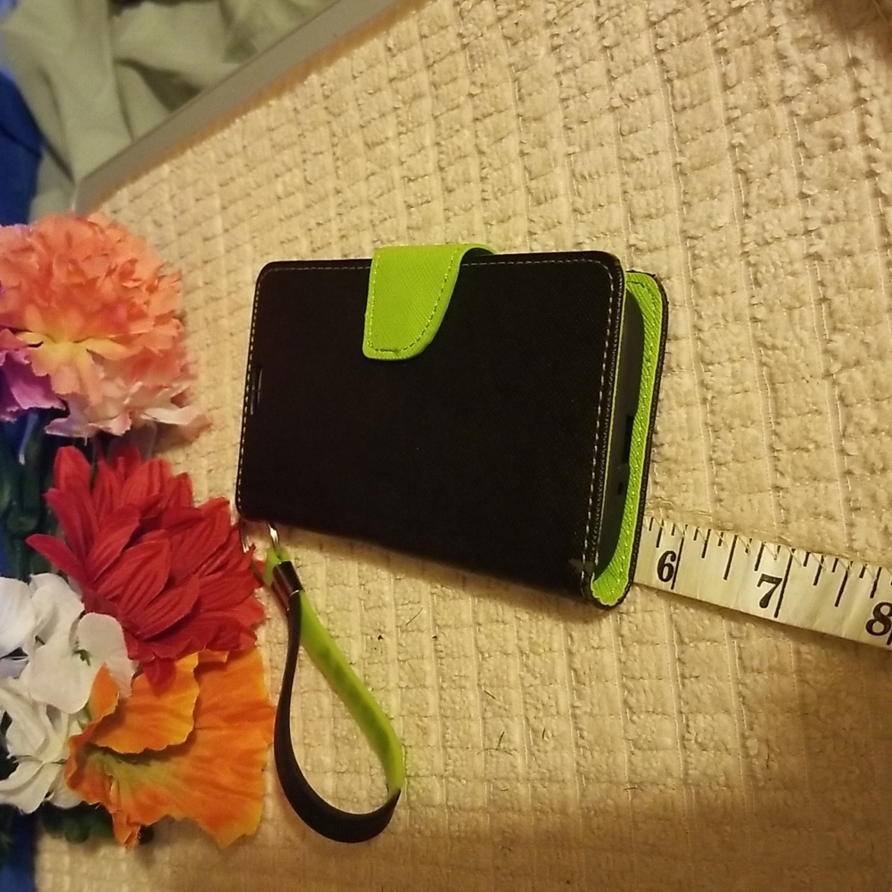PHONE CASE - Picture 4 of 5
